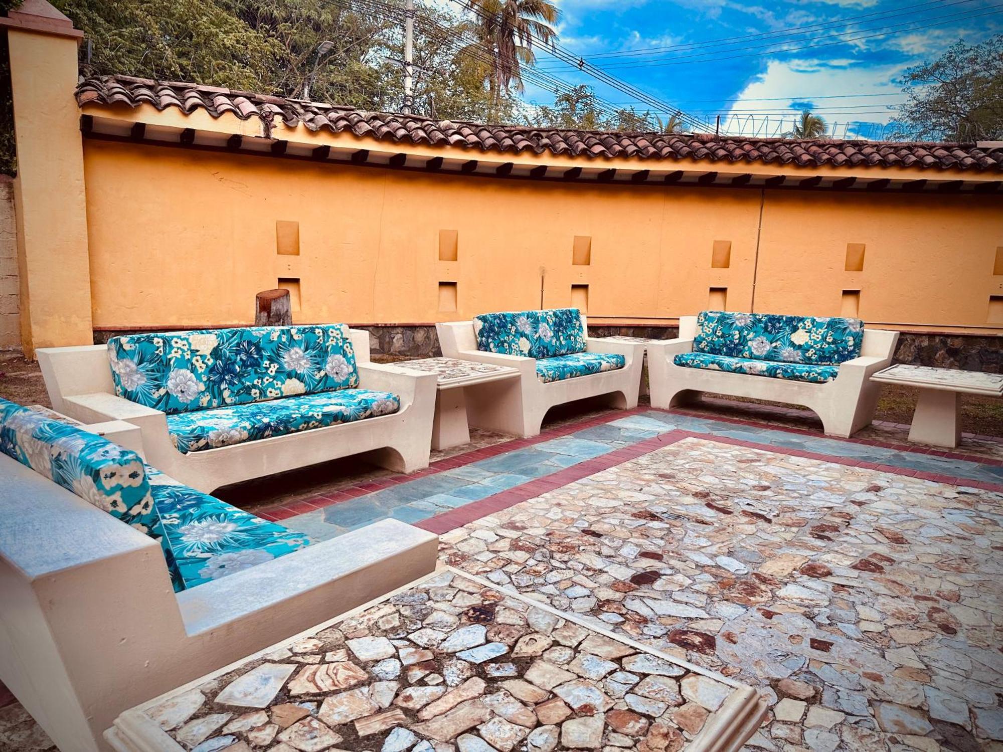 Hotel Portón del Sol Santa Fe de Antioquia Exterior foto