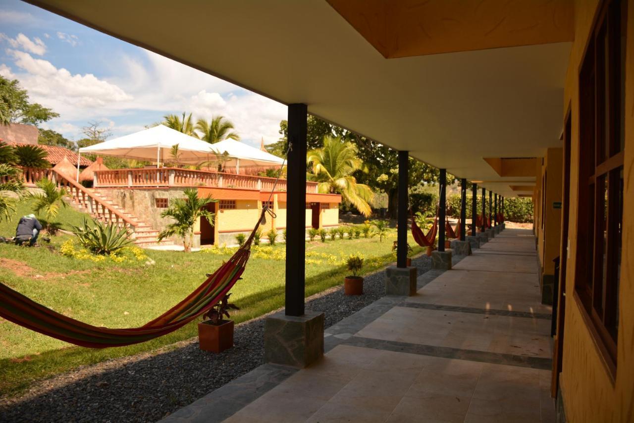 Hotel Portón del Sol Santa Fe de Antioquia Exterior foto